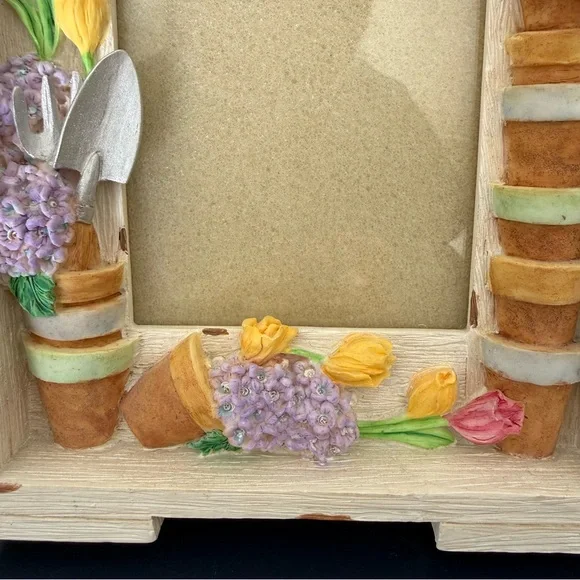 Floral Garden Picture Frame - Picture 4 of 8